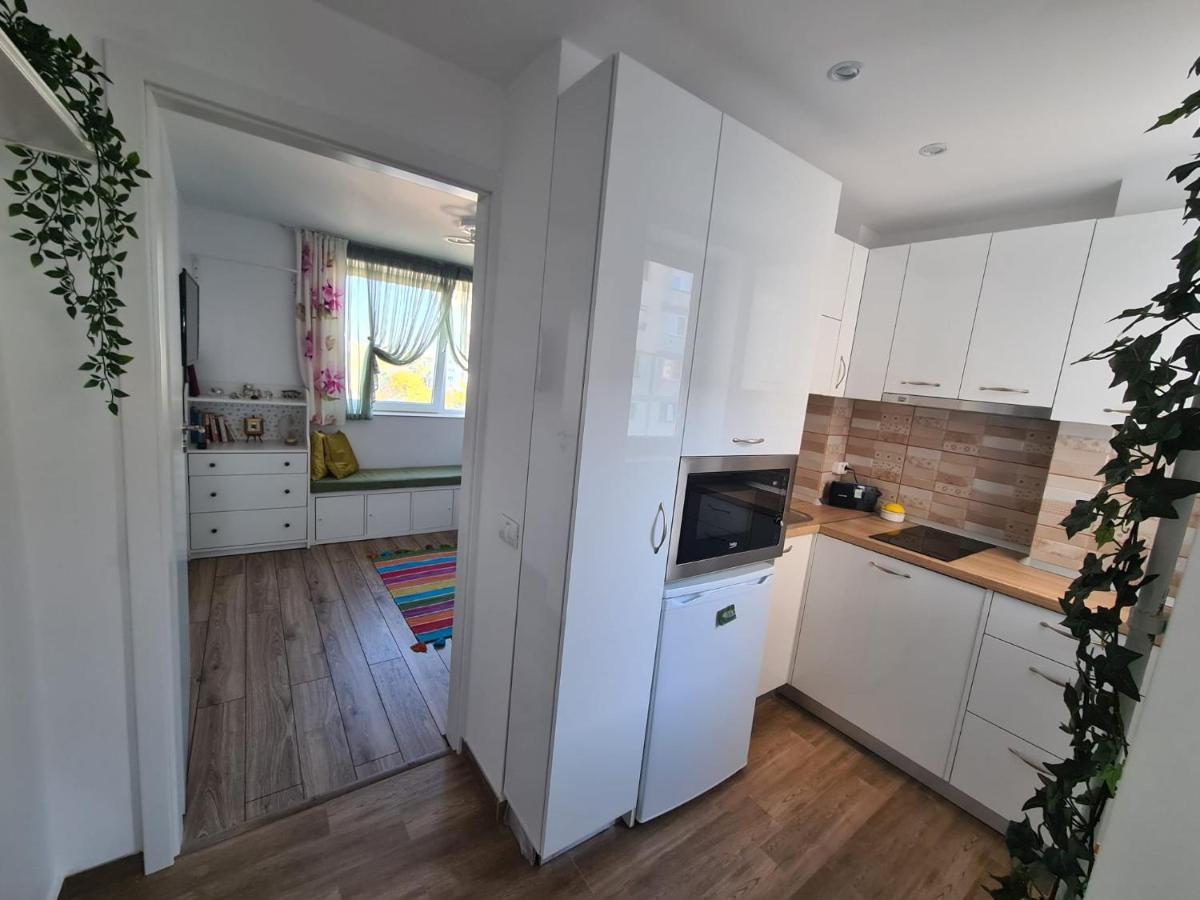Georgia'S Home Bucureşti Ngoại thất bức ảnh