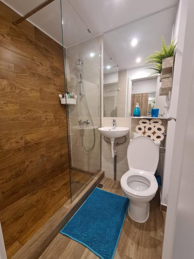 Georgia'S Home Bucureşti Ngoại thất bức ảnh